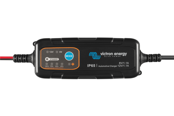 Chargeur VICTRON 6V/12V 1.1A Auto Moto batteries plomb IP65 BPC120180034R