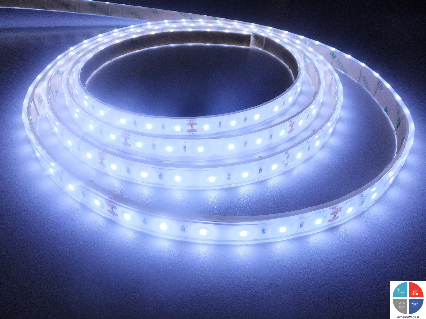 KIT STRIP LED BLANC FROID 1M 30LED 12V IP65 DEC/SWK1-ETN