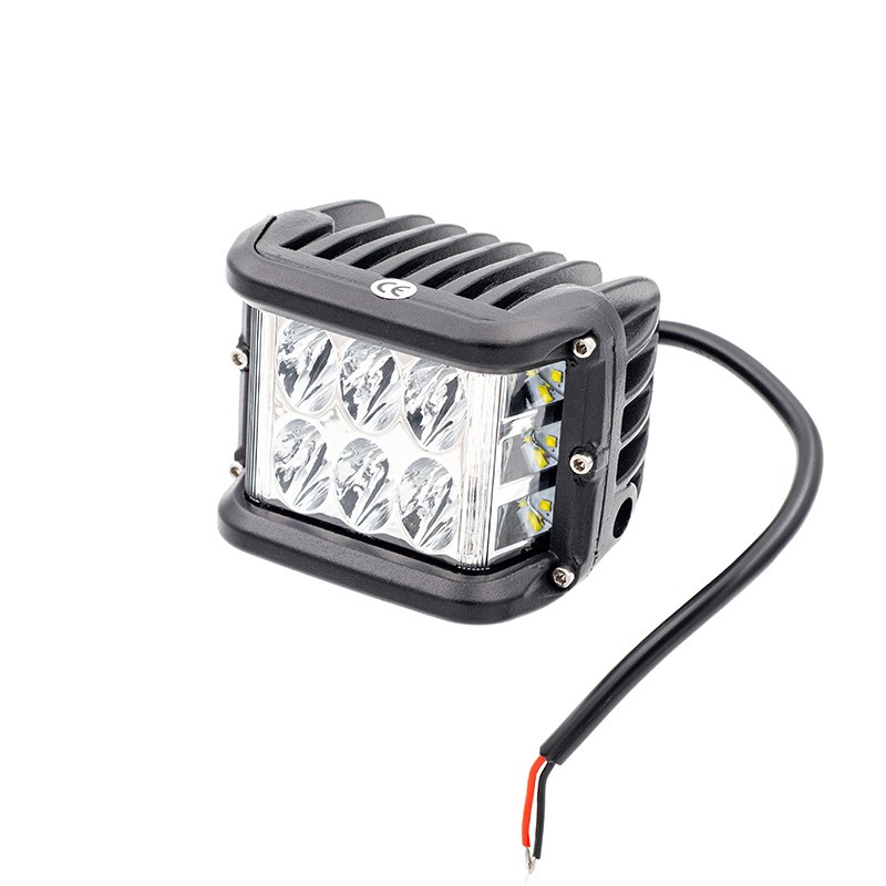 Phare de travail rectangle 6 Leds + 6 Leds latérales 9/32 volts